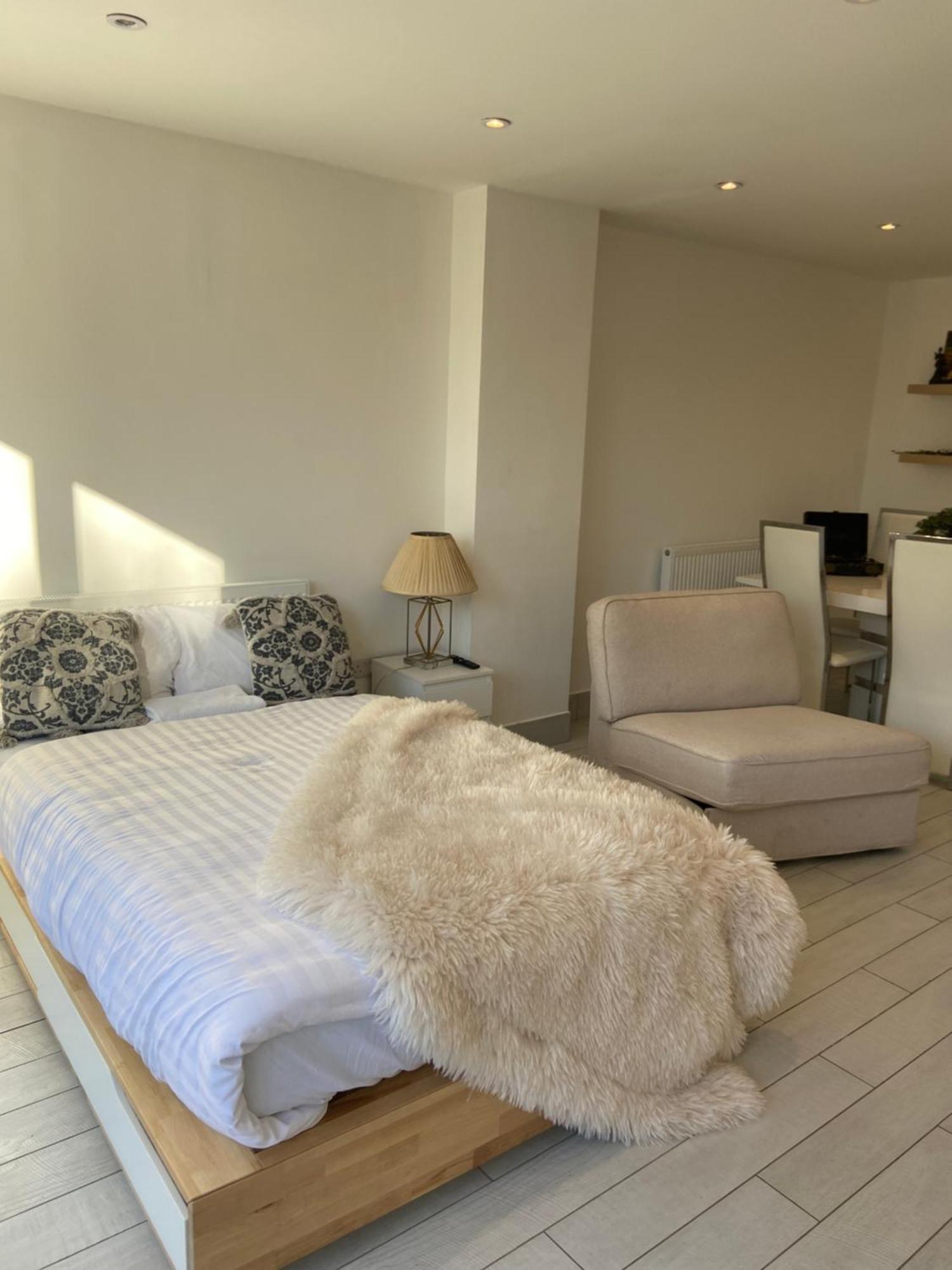 The Bay Apartment إدجوير المظهر الخارجي الصورة