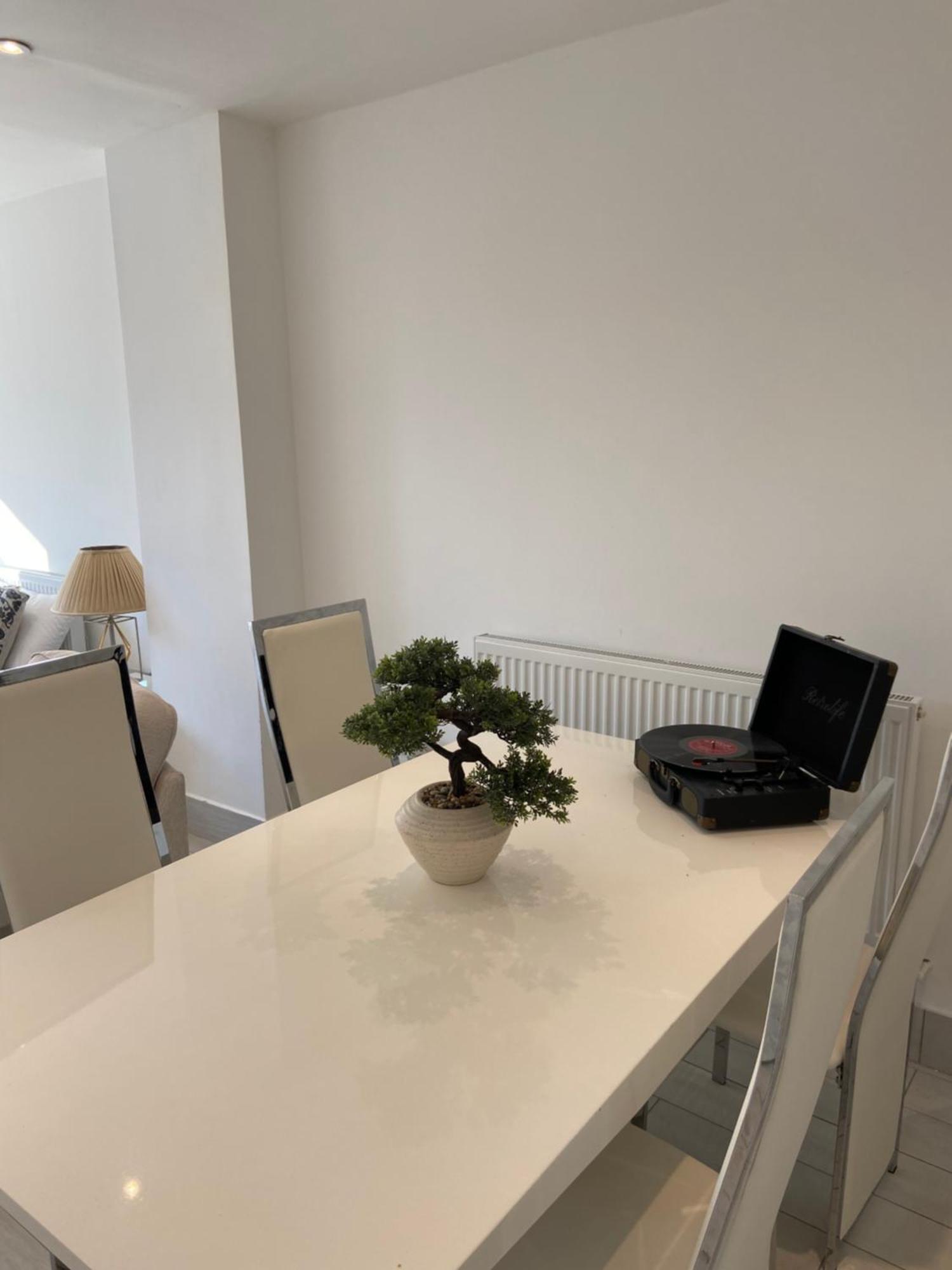The Bay Apartment إدجوير المظهر الخارجي الصورة